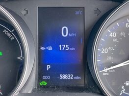 Toyota C-HR 1.8 C-HR-Dynamic HEV CVT 5dr 21