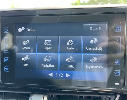 Toyota C-HR 1.8 C-HR-Dynamic HEV CVT 5dr 35