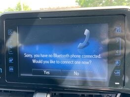 Toyota C-HR 1.8 C-HR-Dynamic HEV CVT 5dr 34