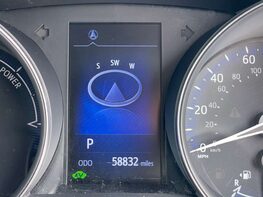 Toyota C-HR 1.8 C-HR-Dynamic HEV CVT 5dr 22