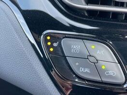 Toyota C-HR 1.8 C-HR-Dynamic HEV CVT 5dr 40