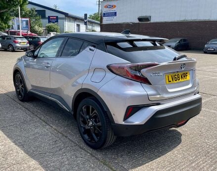 Toyota C-HR 1.8 C-HR-Dynamic HEV CVT 5dr 11