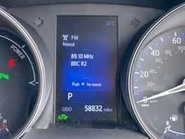 Toyota C-HR 1.8 C-HR-Dynamic HEV CVT 5dr 23