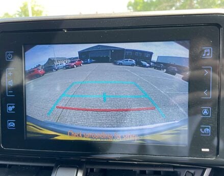 Toyota C-HR 1.8 C-HR-Dynamic HEV CVT 5dr 38