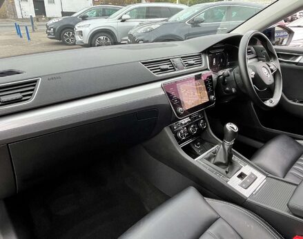 Skoda Superb 2.0 Superb SE Technology TDI 5dr 17