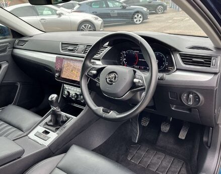 Skoda Superb 2.0 Superb SE Technology TDI 5dr 18