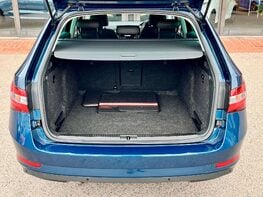 Skoda Superb 2.0 Superb SE Technology TDI 5dr 83