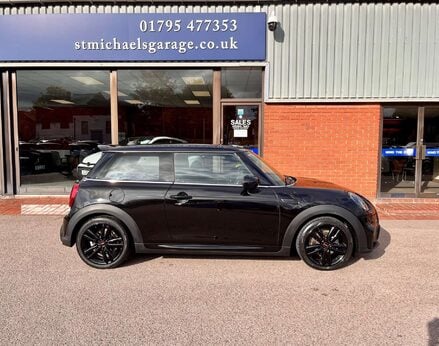 Mini Hatch 1.5 Cooper Sport 3dr 10