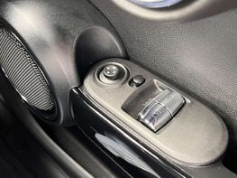 Mini Hatch 1.5 Cooper Sport 3dr 70