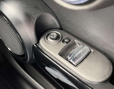 Mini Hatch 1.5 Cooper Sport 3dr 70