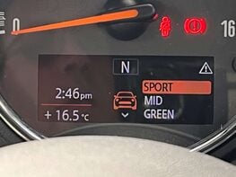 Mini Hatch 1.5 Cooper Sport 3dr 25