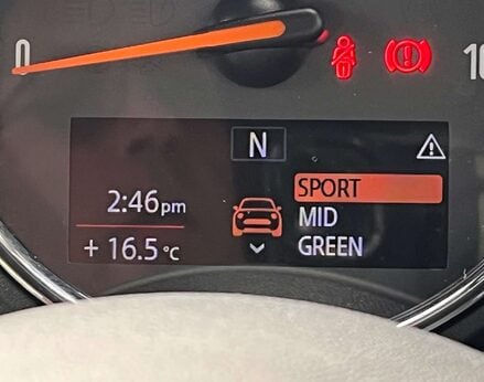 Mini Hatch 1.5 Cooper Sport 3dr 25