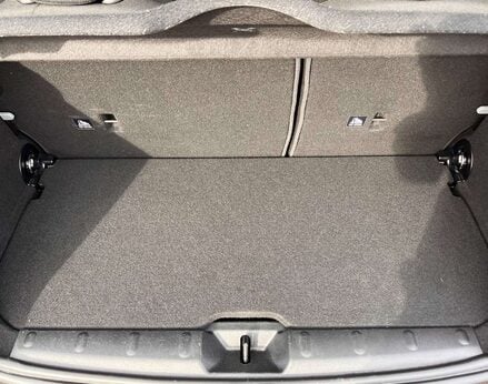 Mini Hatch 1.5 Cooper Sport 3dr 77