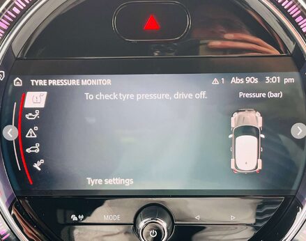 Mini Hatch 1.5 Cooper Sport 3dr 41