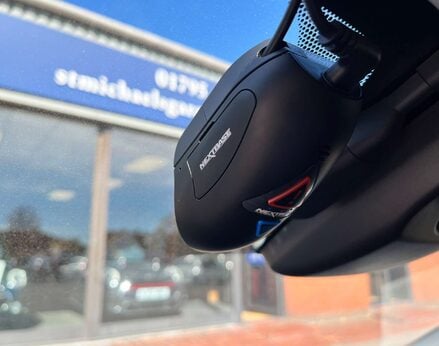 Lexus Is 2.5 IS 300h Advance CVT 4dr 67