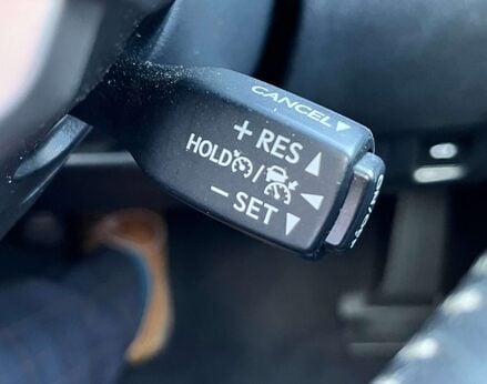 Lexus Is 2.5 IS 300h Advance CVT 4dr 55