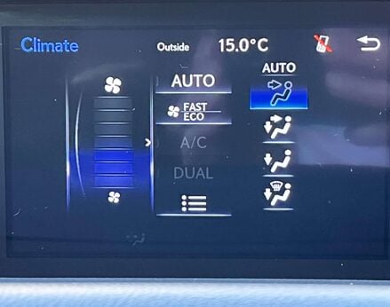 Lexus Is 2.5 IS 300h Advance CVT 4dr 33