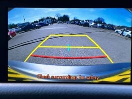 Lexus Is 2.5 IS 300h Advance CVT 4dr 31