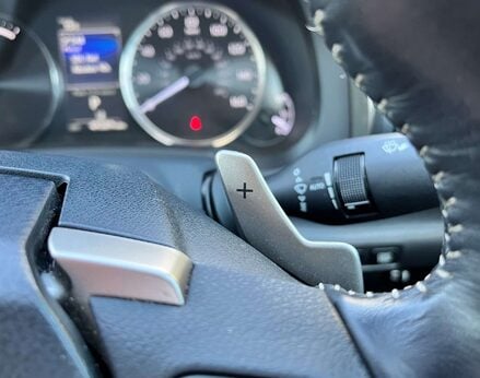 Lexus Is 2.5 IS 300h Advance CVT 4dr 52