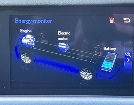 Lexus Is 2.5 IS 300h Advance CVT 4dr 32
