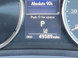 Lexus Is 2.5 IS 300h Advance CVT 4dr 28