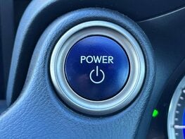 Lexus Is 2.5 IS 300h Advance CVT 4dr 48