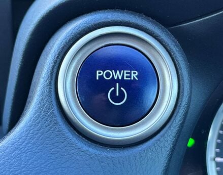 Lexus Is 2.5 IS 300h Advance CVT 4dr 48