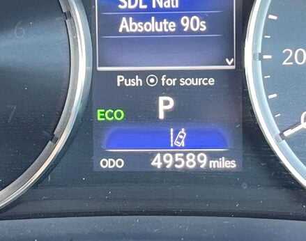 Lexus Is 2.5 IS 300h Advance CVT 4dr 26