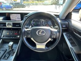 Lexus Is 2.5 IS 300h Advance CVT 4dr 19