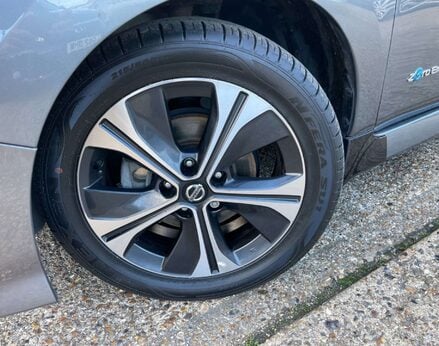 Nissan LEAF Leaf Takna 5dr 3