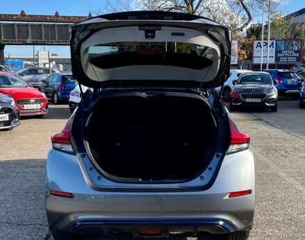 Nissan LEAF Leaf Takna 5dr 65