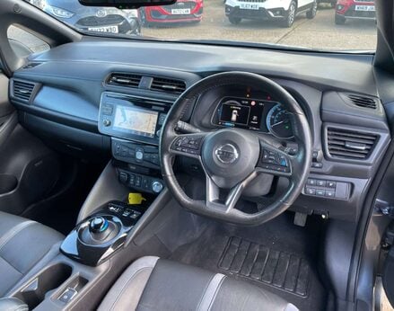 Nissan LEAF Leaf Takna 5dr 17