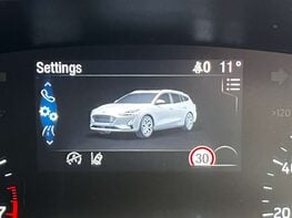 Ford Focus 1.5 Focus Titanium Auto 5dr 27