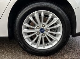 Ford Focus 1.5 Focus Titanium Auto 5dr 13