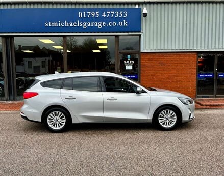 Ford Focus 1.5 Focus Titanium Auto 5dr 10