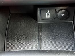 Ford Focus 1.5 Focus Titanium Auto 5dr 56