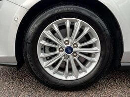 Ford Focus 1.5 Focus Titanium Auto 5dr 12