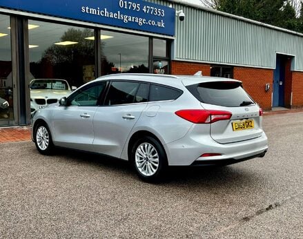 Ford Focus 1.5 Focus Titanium Auto 5dr 9