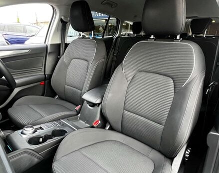 Ford Focus 1.5 Focus Titanium Auto 5dr 70