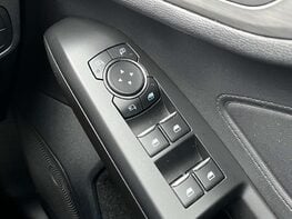 Ford Focus 1.5 Focus Titanium Auto 5dr 67