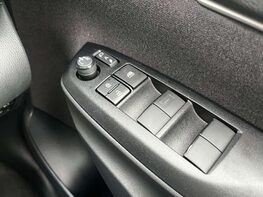 Mazda 2 Hybrid 1.5 Mazda2 Hybrid Select CVT 5dr 63