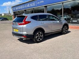 Honda CR-V 1.5 CR-V SR i-VTec CVT 4WD 5dr 8
