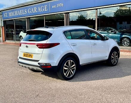 Kia Sportage 1.6 Sportage 4 CRDi ISG MHEV 4x4 Semi-Auto 4WD 5dr 8