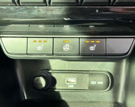 Kia Sportage 1.6 Sportage 4 CRDi ISG MHEV 4x4 Semi-Auto 4WD 5dr 62