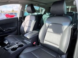 Kia Sportage 1.6 Sportage 4 CRDi ISG MHEV 4x4 Semi-Auto 4WD 5dr 78