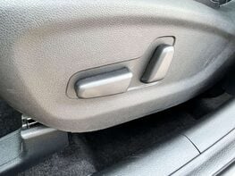 Kia Sportage 1.6 Sportage 4 CRDi ISG MHEV 4x4 Semi-Auto 4WD 5dr 77