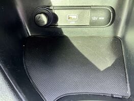 Kia Sportage 1.6 Sportage 4 CRDi ISG MHEV 4x4 Semi-Auto 4WD 5dr 63