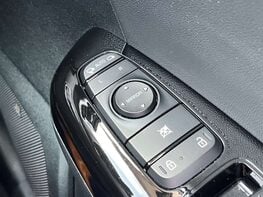 Kia Sportage 1.6 Sportage 4 CRDi ISG MHEV 4x4 Semi-Auto 4WD 5dr 73