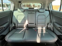Kia Sportage 1.6 Sportage 4 CRDi ISG MHEV 4x4 Semi-Auto 4WD 5dr 79