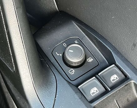 SEAT Leon 1.5 Leon FR eTSI Semi-Auto 5dr 66